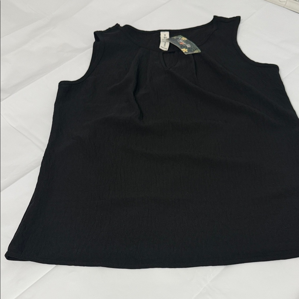 Elegant Black Sleeveless Women's Tank Top